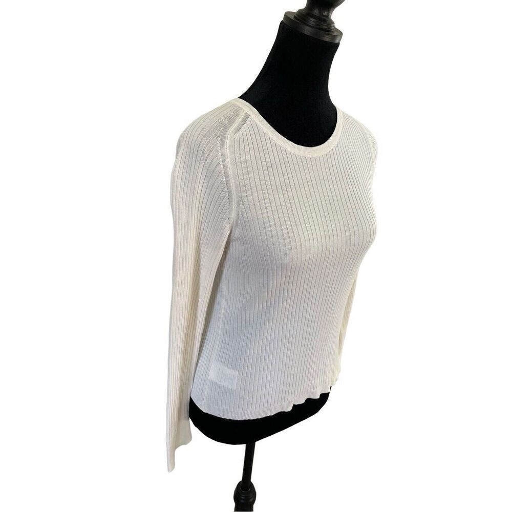 Burberry London Cotton White CREWNECK Long sleeve Sweater Button Details Size S - Picture 4 of 13